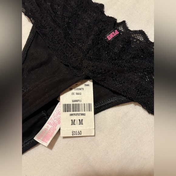 Victoria’s Secret Thong Size Medium 💥2/$15 or 3/$20💥 - Picture 3 of 3